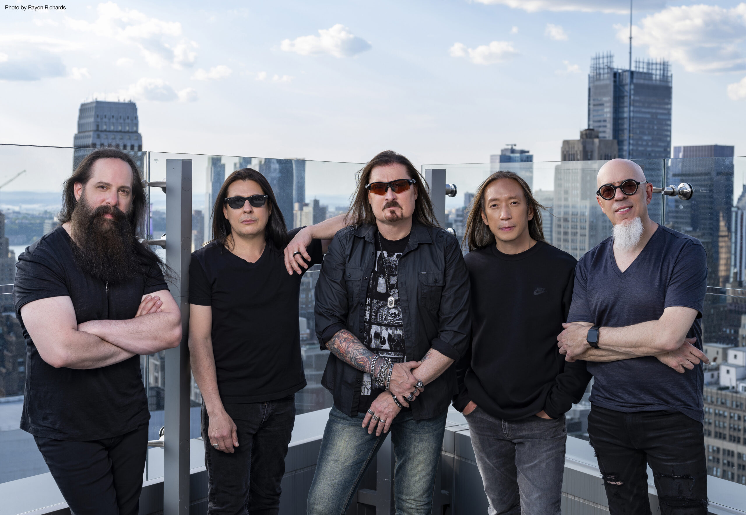 Dream-Theater_Band_F_crop_w_credit